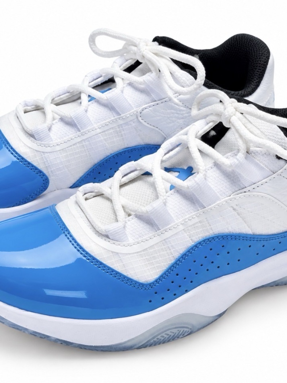 Nike Air Jordan 11 CMFT Low UNC University Blue Men's Size 9.5 excellent conditi